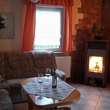 Ferienhaus Golinski Mit Kamin Und Umzäutem Grundstück Am Neuendorfer Alt Schadow